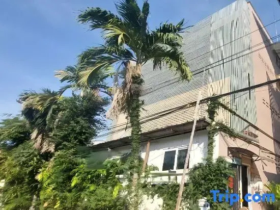 Sukhum Mega Bangna Guest House