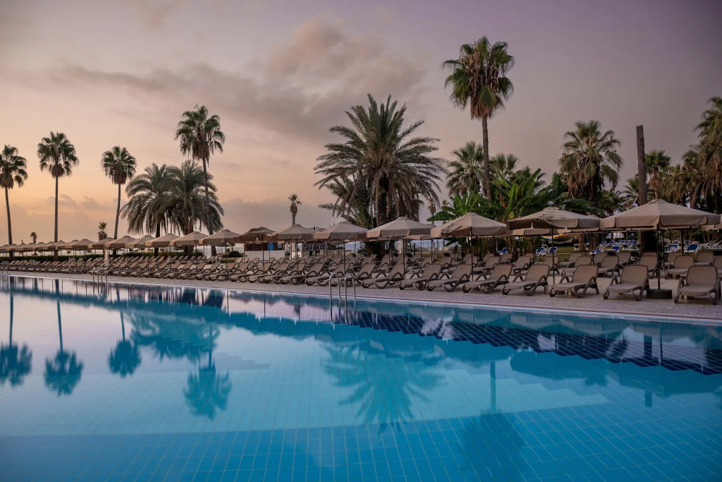 Adora Hotel & Resort