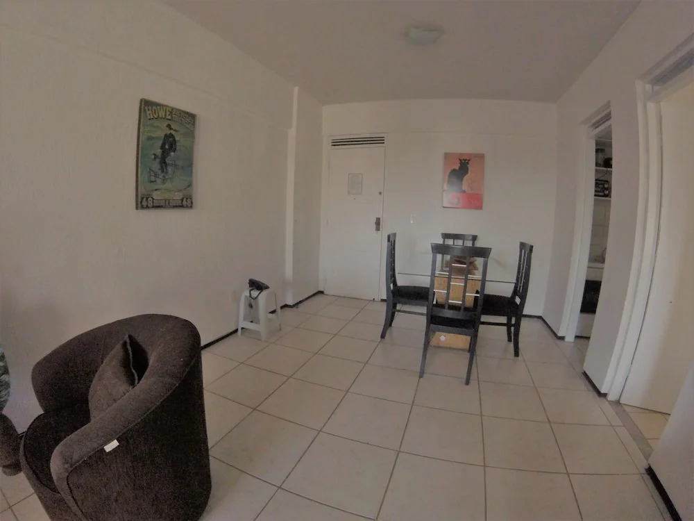 Ótimo Apartamento a duas quadras do Mar