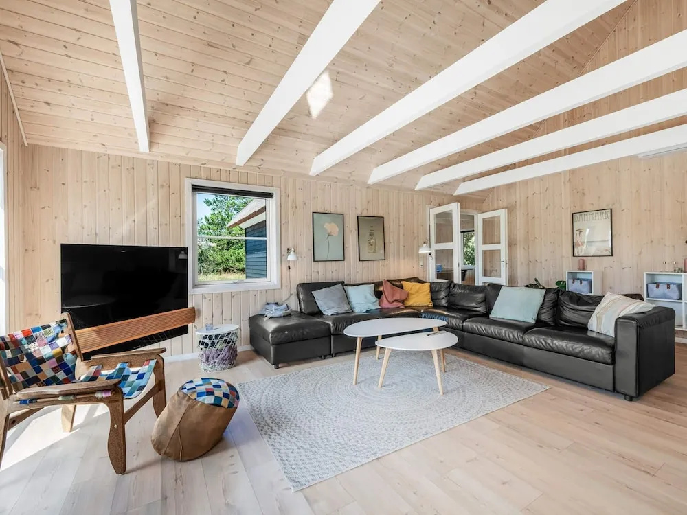 Luxury Beach House in Henne