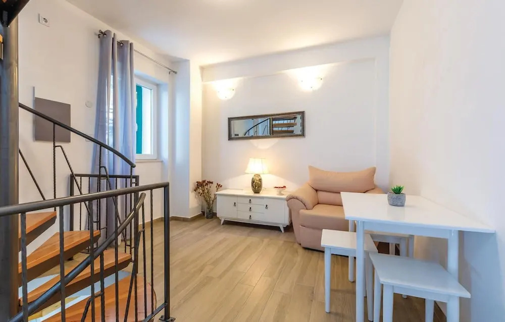 Awesome Home in Stanici with WiFi, 3 Bedrooms & Hot Tub