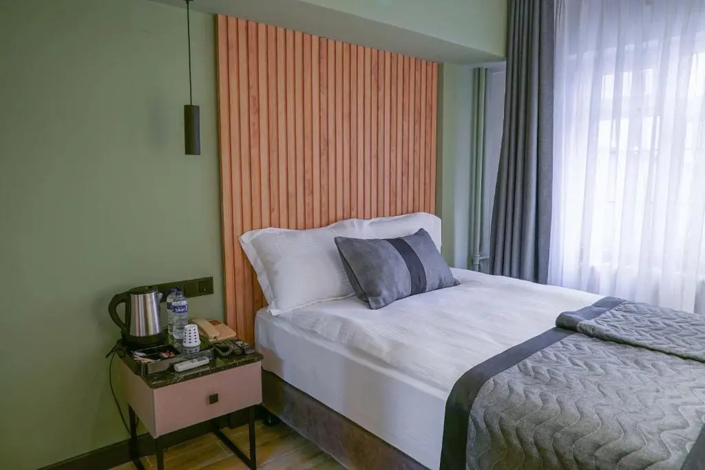 Polek Hotel