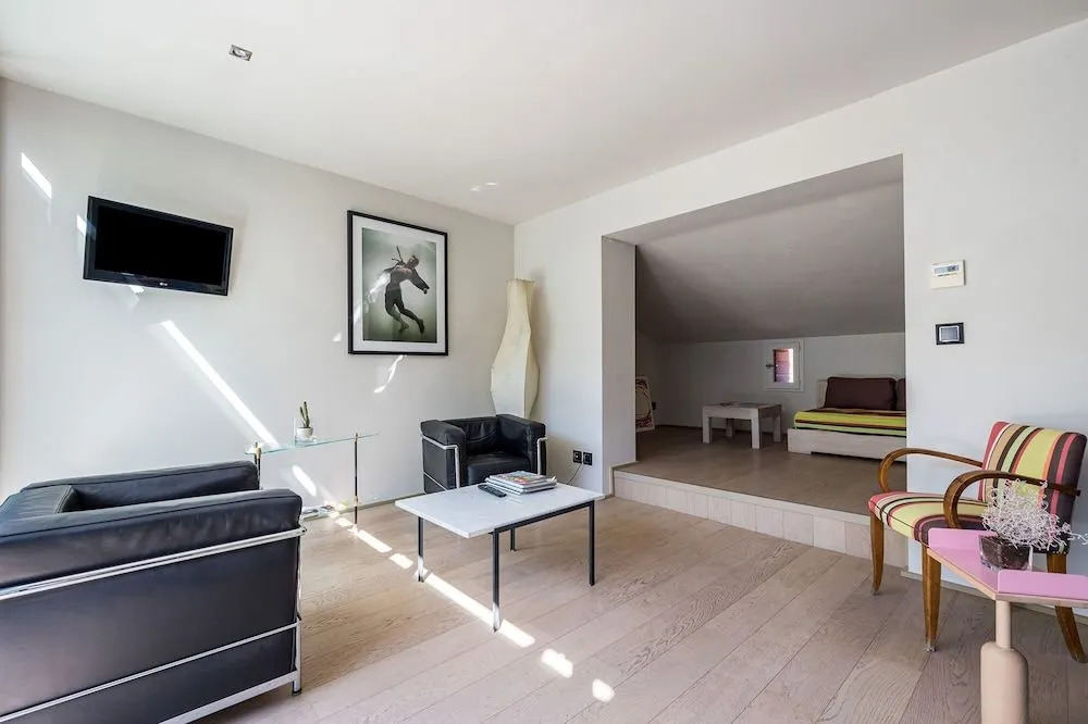 La Loge de mer, Lodge urbain