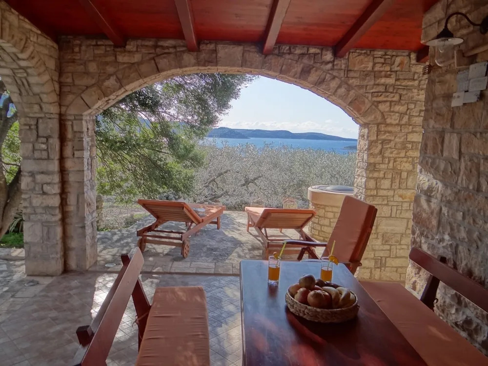 Stone House San Pelegrin