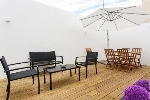 Castelo Picão Apartments