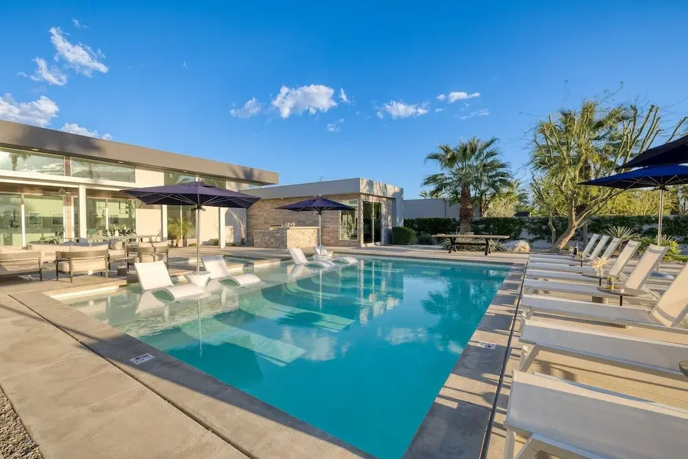 Polo Villa 5 by Avantstay Outdoor Bocce Ball Fire Pit BBQ Pool Spa 260332 6 Bedrooms