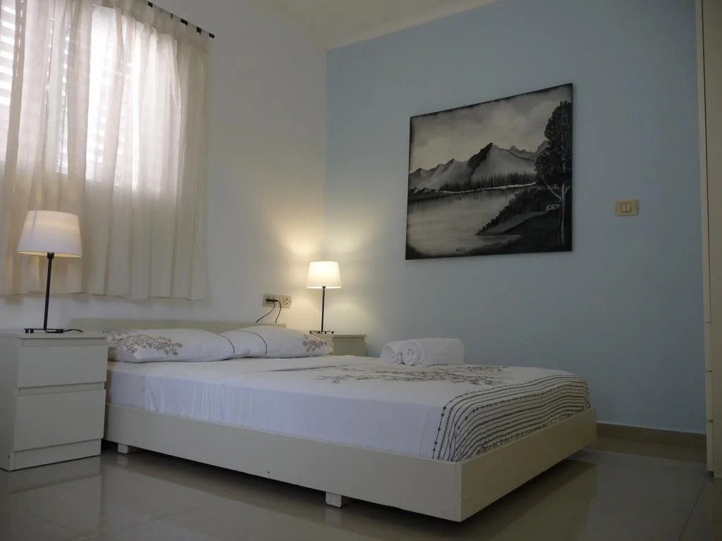 Feel at Home - Vacation Rentals