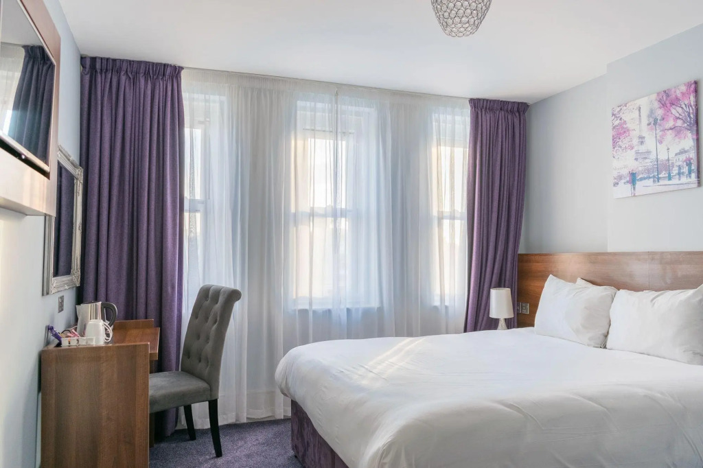 The Salisbury Hotel