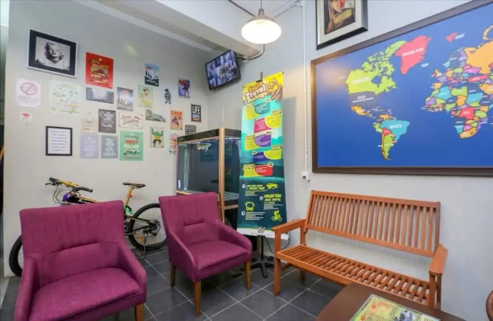 Hotel O Bed Station Guest House Dormitory
