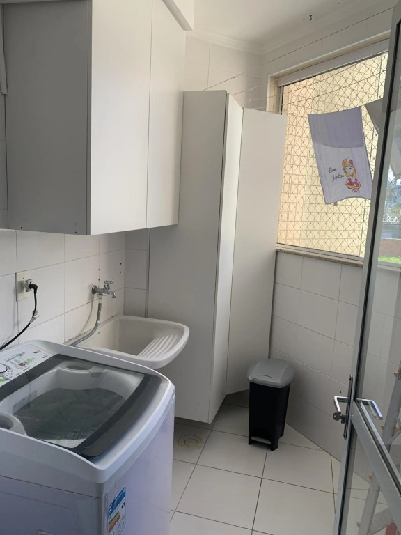 Apartamento em Caraguatatuba em Frente a Praia para 9 pessoas
