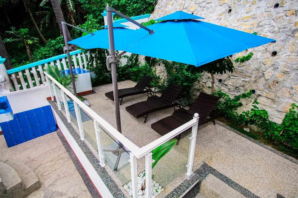 Dragon Bay Resort