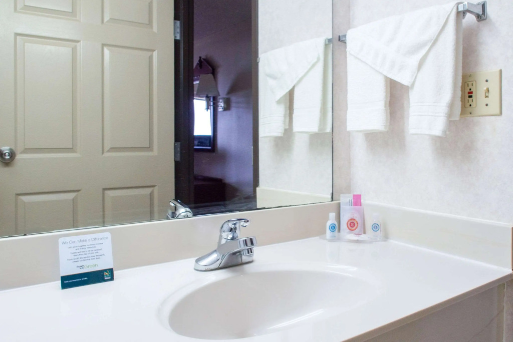 Quality Inn Moore - Oklahoma City