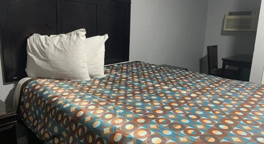 New Bay Motel