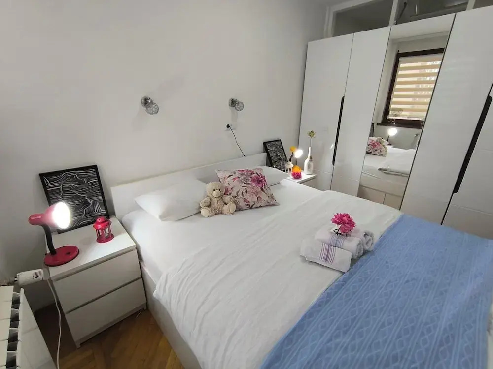 Chengic Villa Comfort - Modern 2-Bedroom Retreat