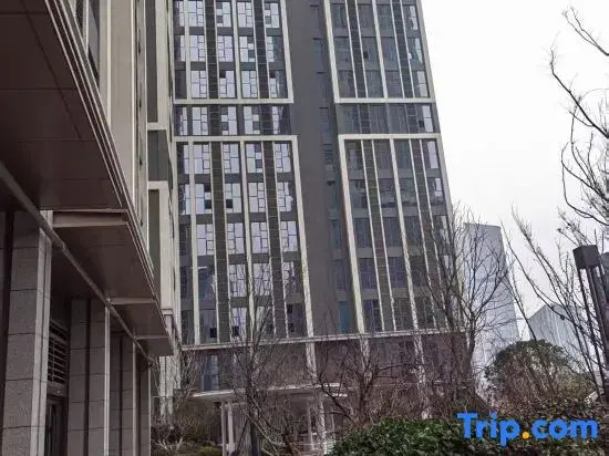 Tangfei Loft Luxury Homestay (Aoti Central Park Shuangzhai Subway Station)