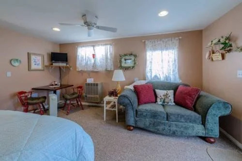 Grandmas Cottages