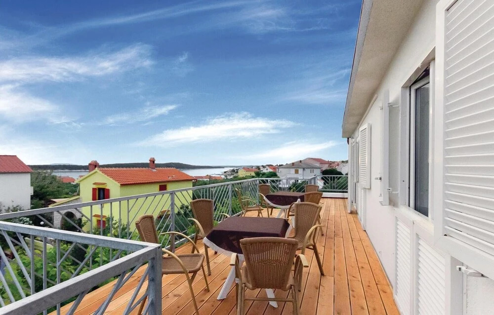 Amazing Home in Barbat With Wifi and 7 Bedrooms