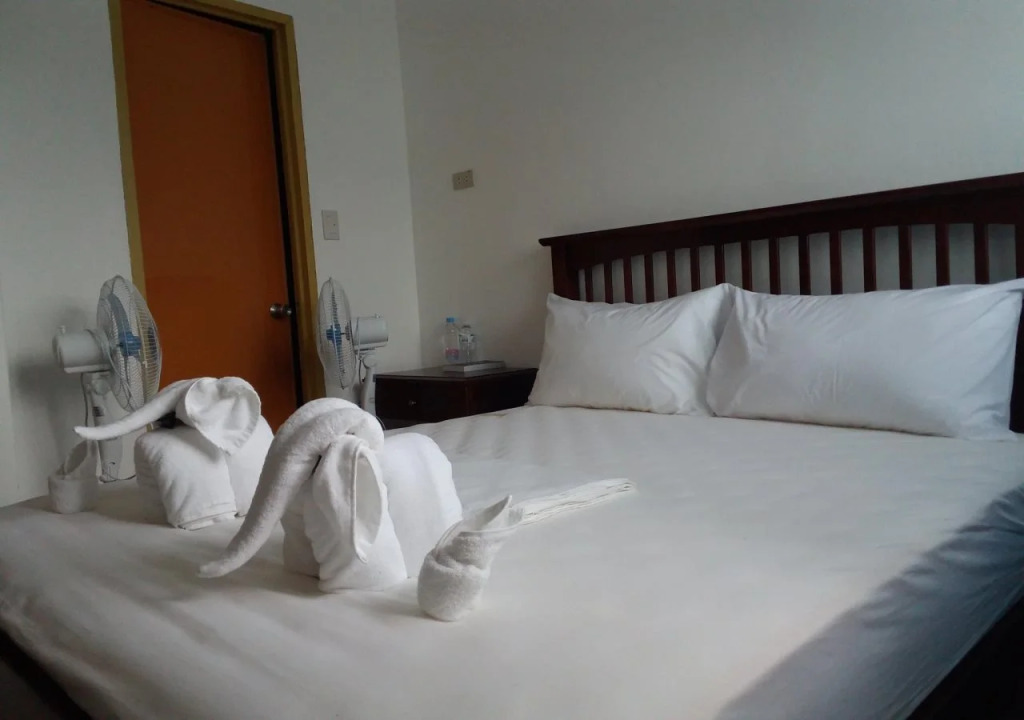 El Centro Beach Resort Boracay
