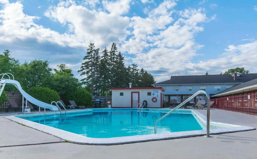 Motel 6-Moncton, NB