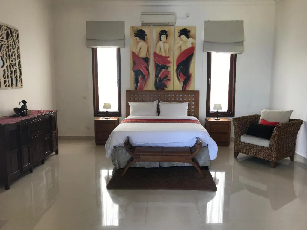 Indigo Dream Villa
