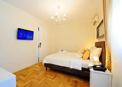 Avant Garde Luxury Rooms
