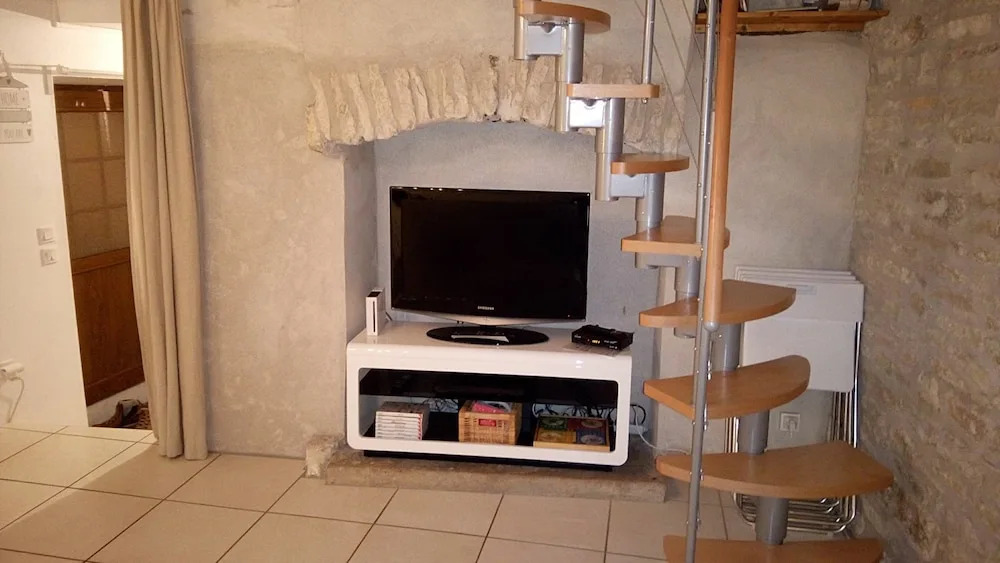 Holiday home Aqueducienne