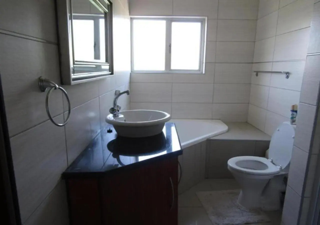 Luxury Spacious Executive Apartment