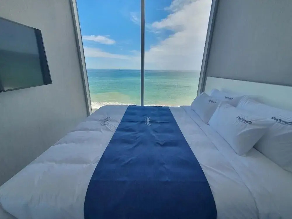 Daytona Pool Villa