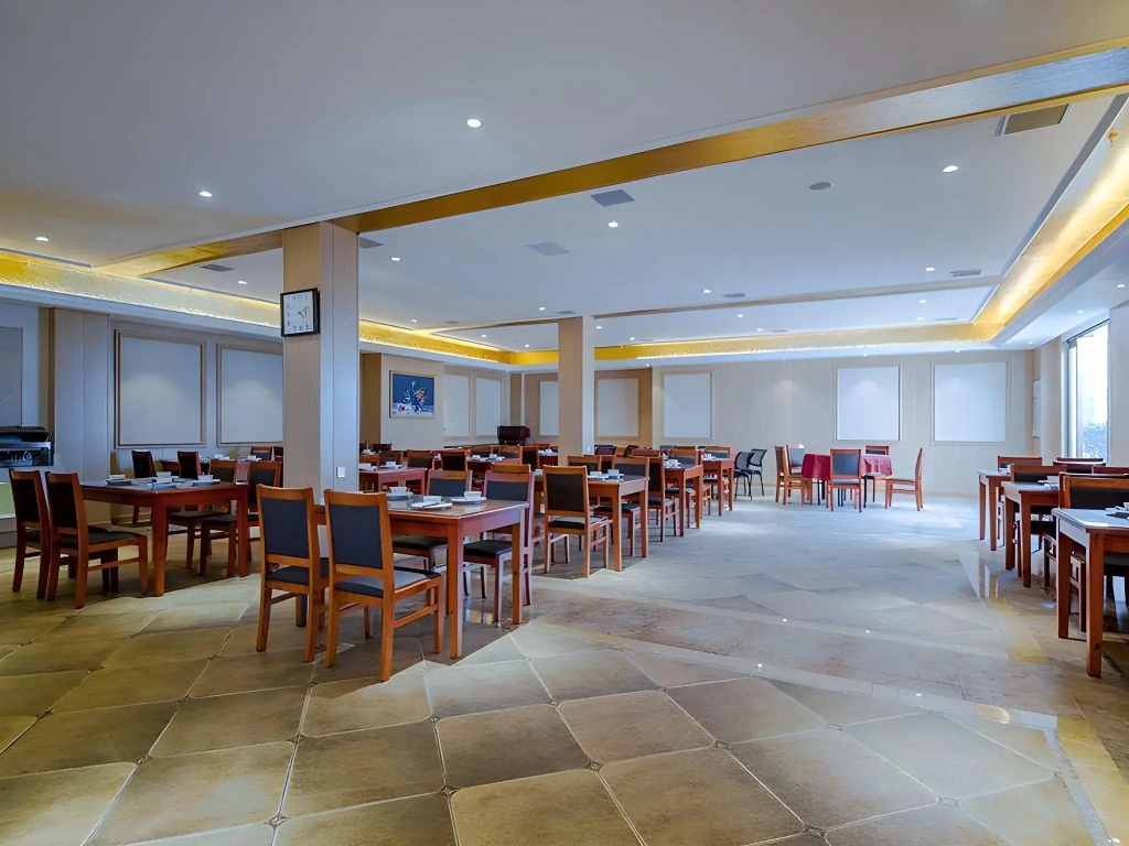 Vienna Hotel (Enshi Hangkong Avenue)