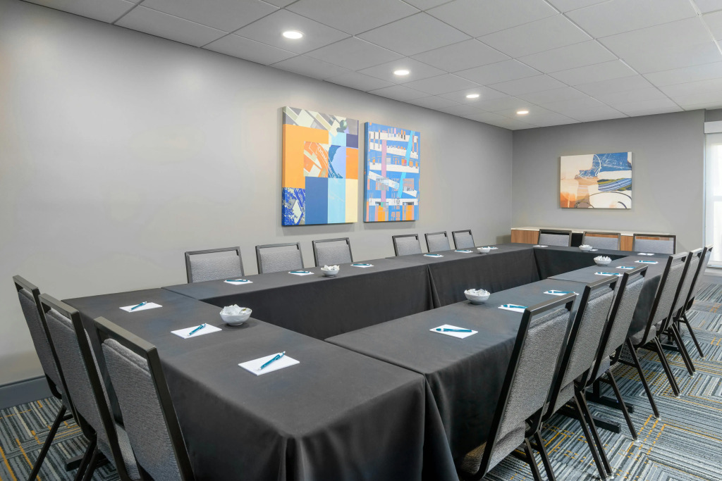 Homewood Suites by Hilton Orlando-UCF Area