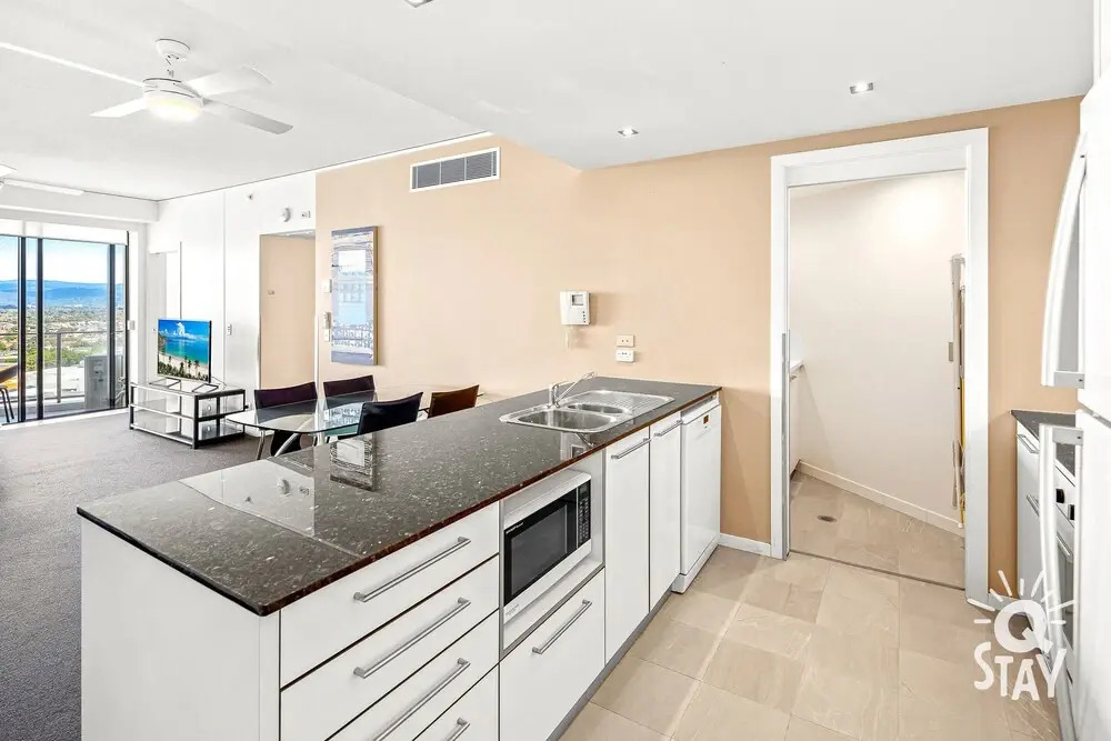 Sierra Grand Apartments - Hosted by WowStay