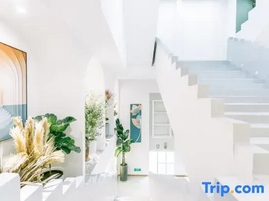 Qingshen Zhujian Guesthouse