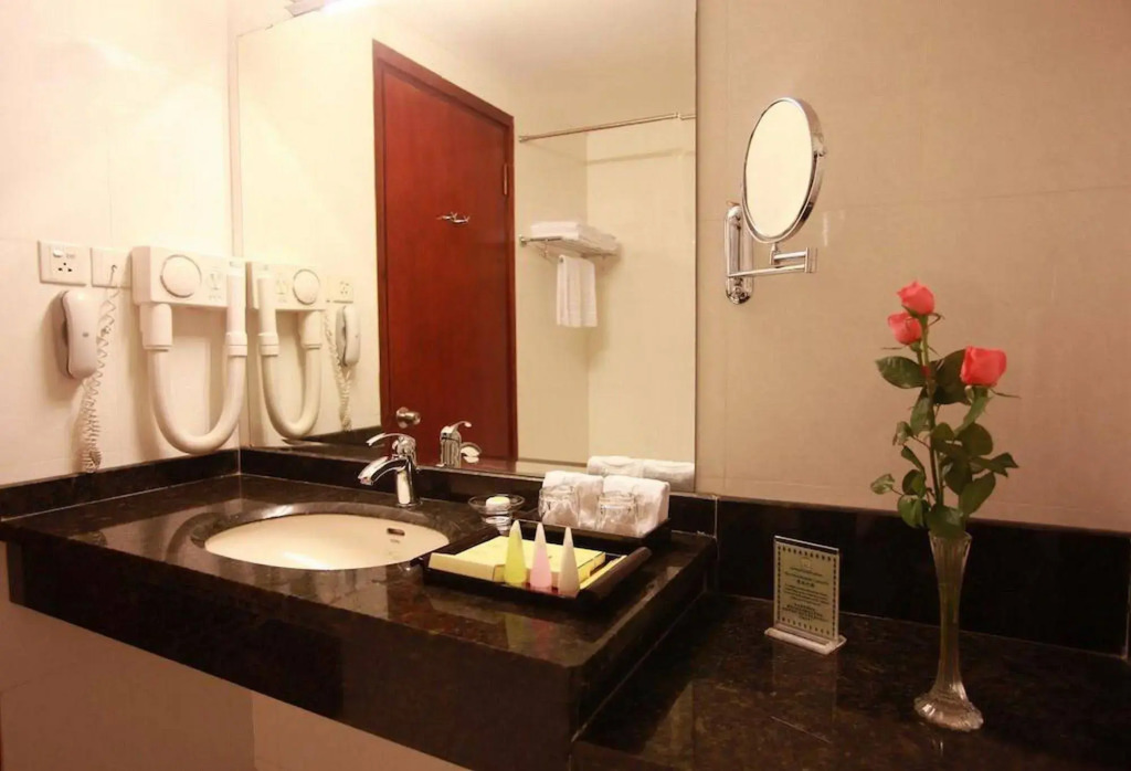 Flower Garden Hotel