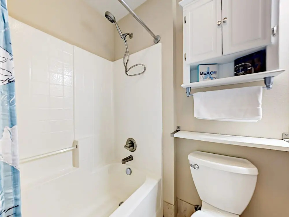 N Pacific Unit 47 - 2 Br Condo