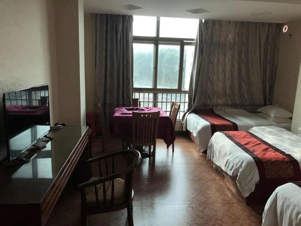 Puqian Business Hotel