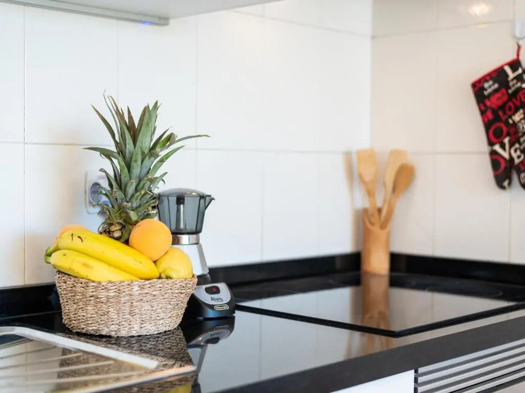 32 BRIGHT COPACABANA ocean view free WiFi