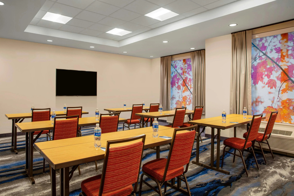 Fairfield by Marriott Inn & Suites Harrisburg West/Mechanicsburg