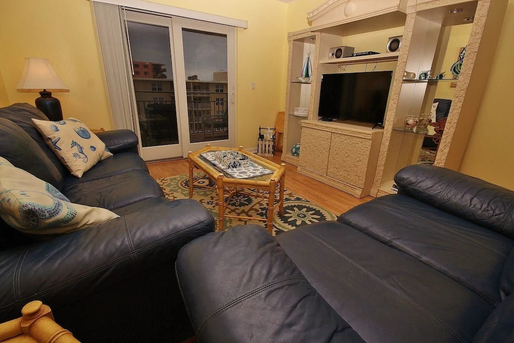 Sea Coast Gardens III 509 Apartment 2
