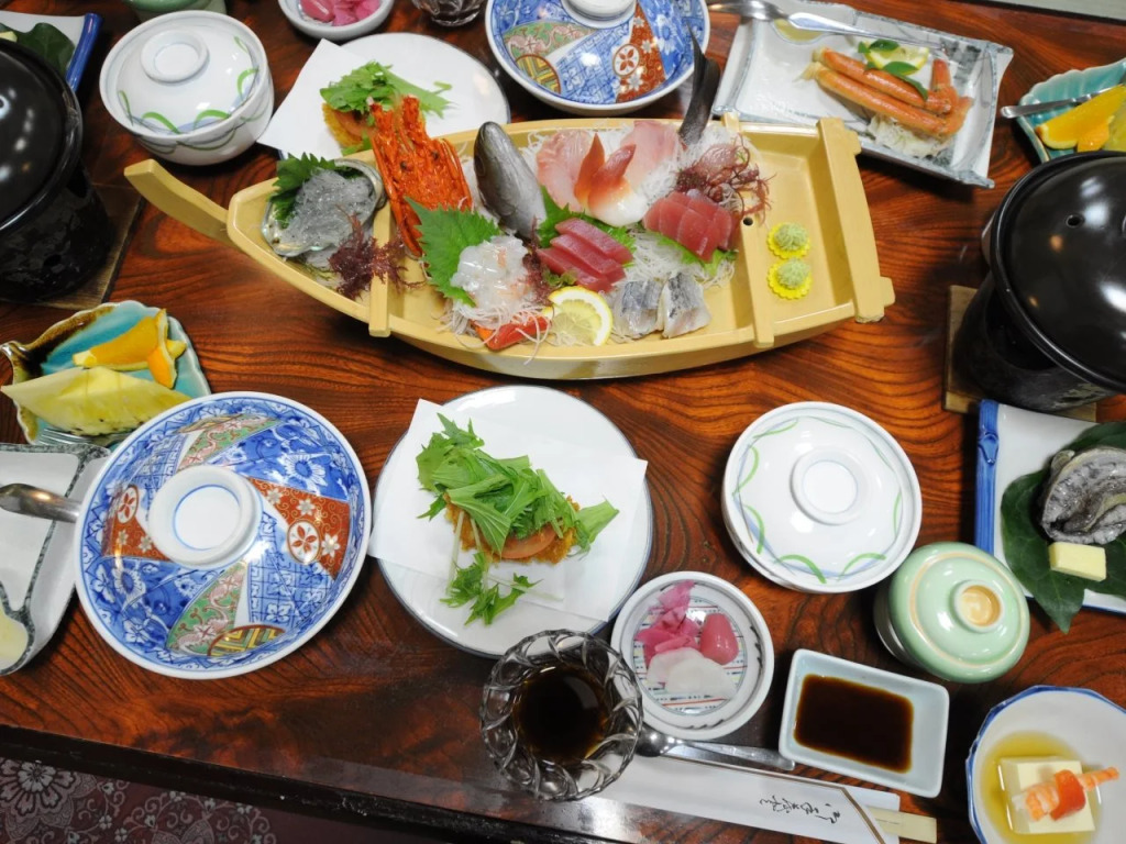 Kishu Tetsudo Atami Hotel