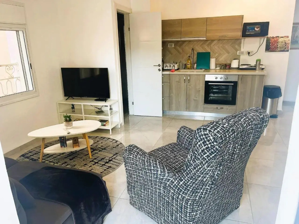 A cozy 2bdrm home in Wadi-Nisnas Haifa