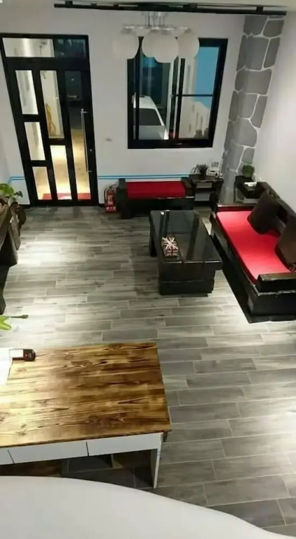 And B&B