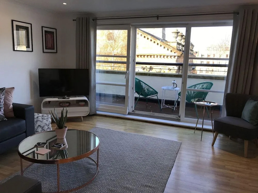 St Andrews Square Apartments