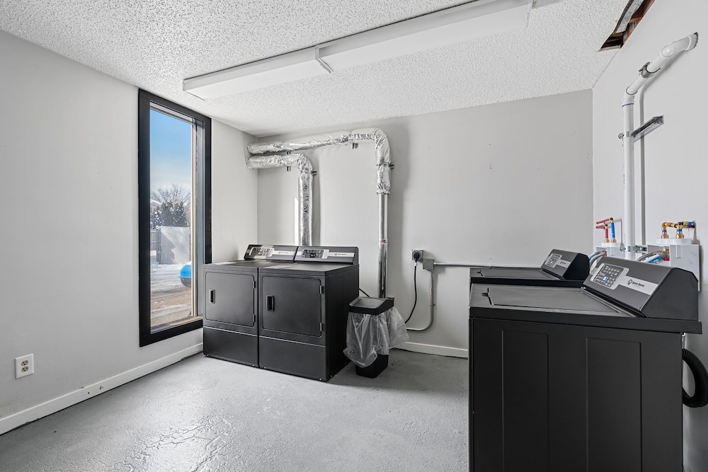 Willow Inn Suites Moorhead Fargo