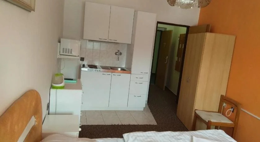 Pension Mona