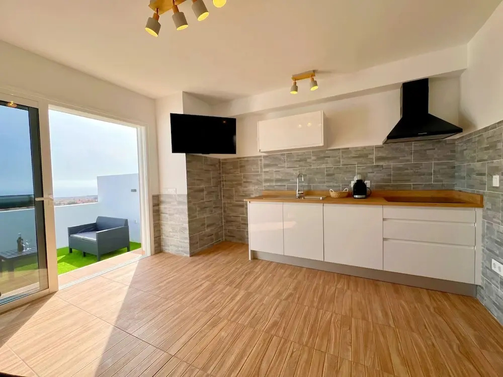 Sea View Bungalow with Communal Pool