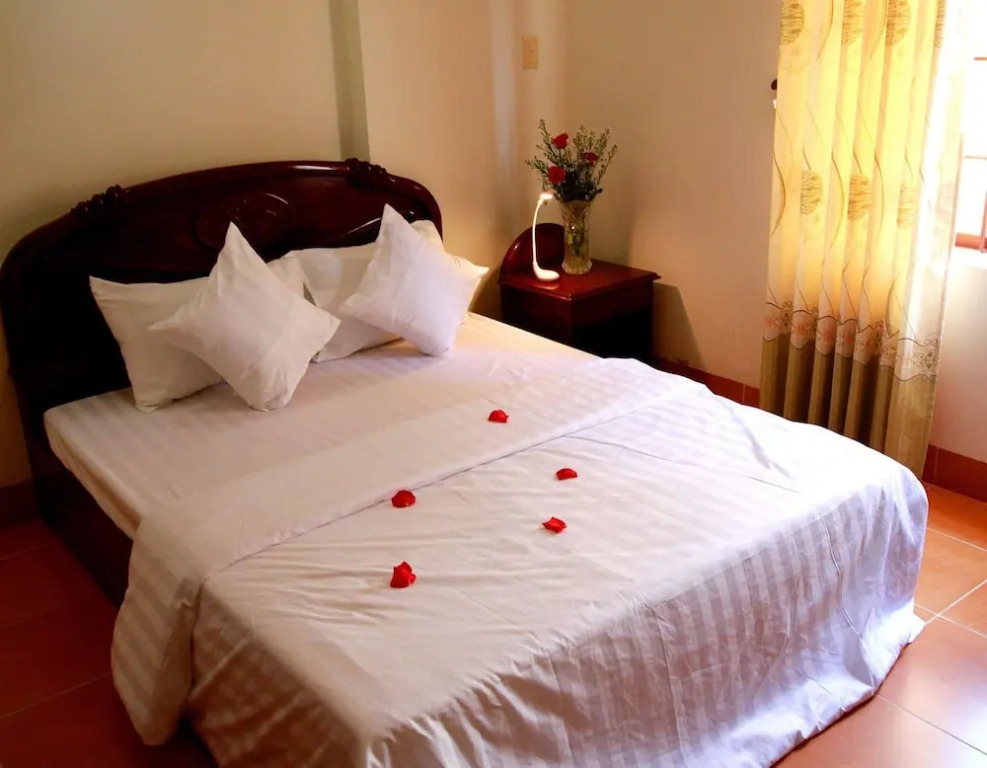 Lien Thuy Hotel