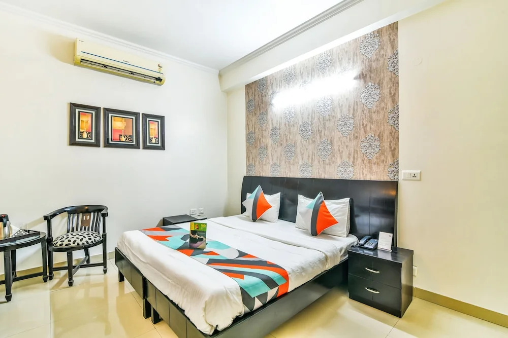 Fabhotel The Residency