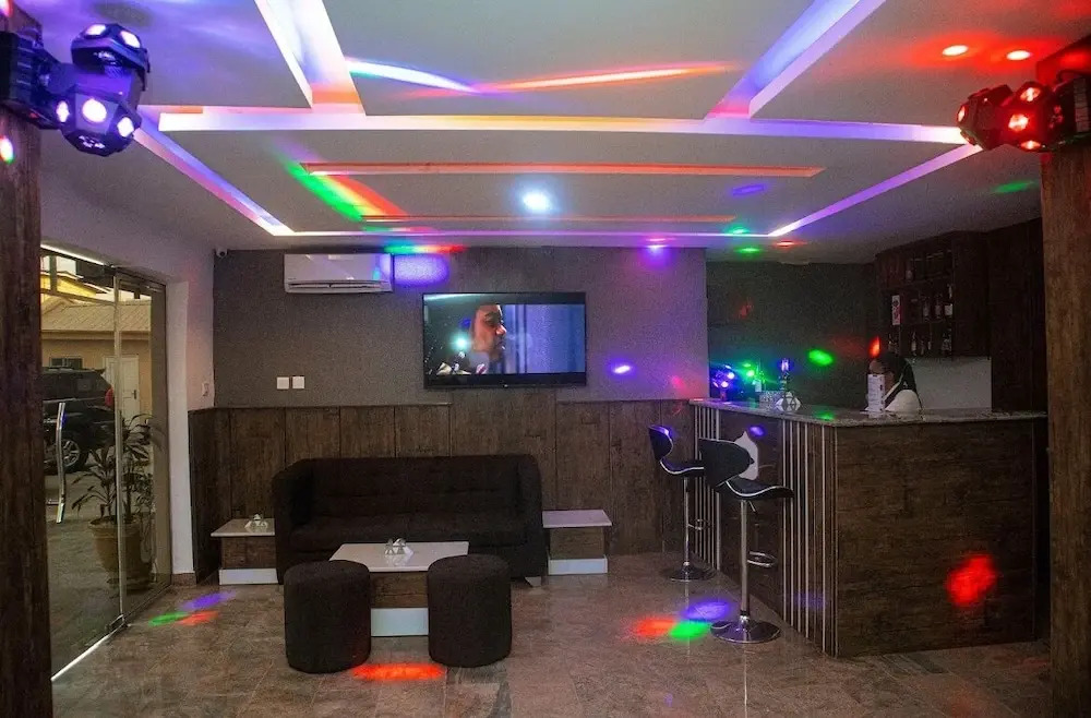 Presken Hotel Fajodd-4, Allen, Ikeja, Lagos