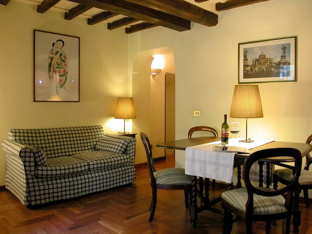 Rental in Rome Campo de' Fiori Penthouse
