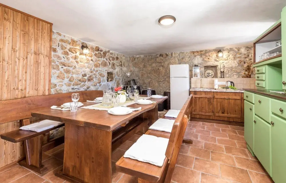 Nice Home in Sveti Anton With Outdoor Swimming Pool, Wifi and 3 Bedrooms